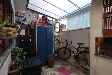 Casa à venda com 89m², 2 quartos e 2 vagasÁrea comum - Churrasqueira