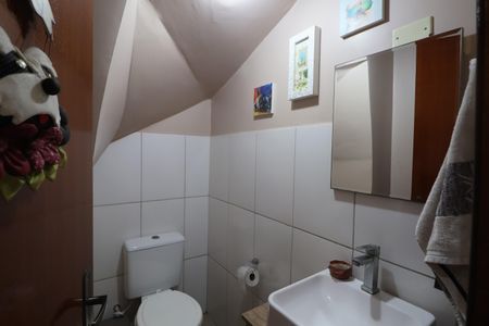 Casa à venda com 89m², 2 quartos e 2 vagasLavabo