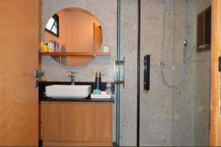 Apartamento à venda com 130m², 2 quartos e 1 vagaBanheiro da Suíte