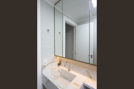 Apartamento à venda com 49m², 2 quartos e 1 vaga Apartamento à venda com 49m², 2 quartos e 1 vagaBanheiro