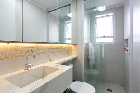 Apartamento à venda com 49m², 2 quartos e 1 vaga Apartamento à venda com 49m², 2 quartos e 1 vagaBanheiro