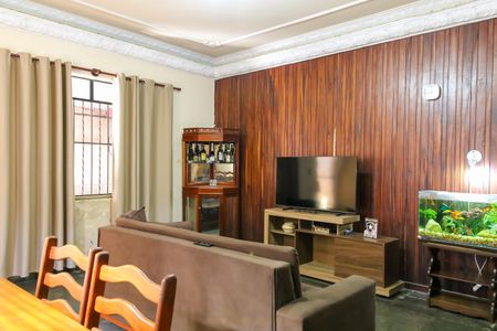 Casa à venda com 732m², 8 quartos e 8 vagasSala - Casa 1