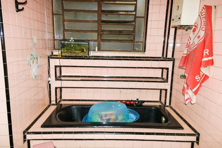 Casa à venda com 732m², 8 quartos e 8 vagasBanheiro - Casa 1