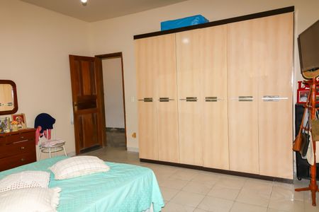 Casa à venda com 732m², 8 quartos e 8 vagasQuarto Suite - Casa 3