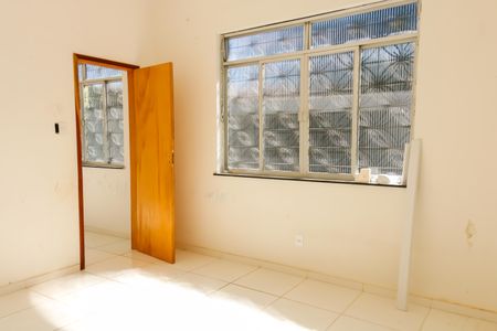 Casa à venda com 732m², 8 quartos e 8 vagasQuarto 1 - Casa 2