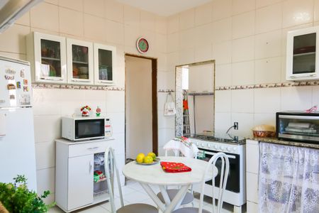 Casa à venda com 732m², 8 quartos e 8 vagasCozinha - Casa 3