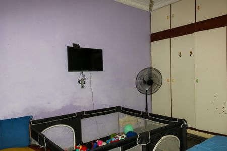 Casa à venda com 732m², 8 quartos e 8 vagasQuarto 4 - Casa 1