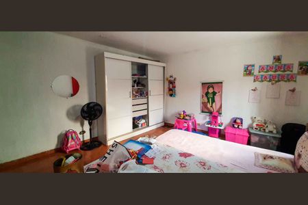 Casa à venda com 162m², 2 quartos e 2 vagas Casa à venda com 162m², 2 quartos e 2 vagasCasa 1 - Suíte