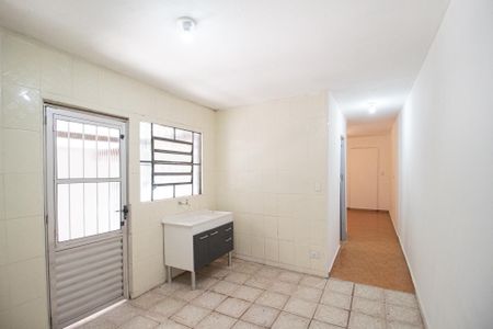 Cozinha de casa para alugar com 1 quarto, 50m² em Santo Antônio, Osasco