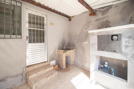 Casa para alugar com 50m², 1 quarto e 1 vagaÁrea de serviço