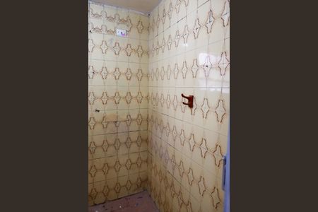 Casa para alugar com 50m², 1 quarto e 1 vaga Casa para alugar com 50m², 1 quarto e 1 vagaBanheiro Social