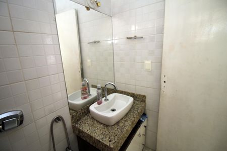 Apartamento à venda com 80m², 3 quartos e 1 vagaBanheiro
