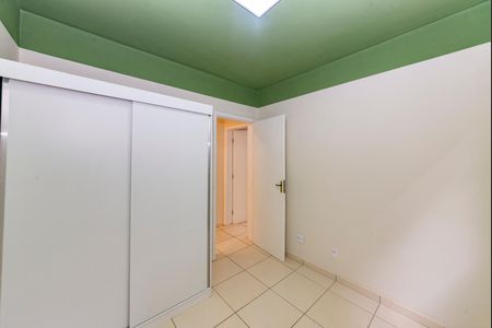 Apartamento para alugar com 73m², 2 quartos e 1 vaga Apartamento para alugar com 73m², 2 quartos e 1 vagaQuarto