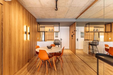 Apartamento à venda com 80m², 2 quartos e 1 vagaSala de Jantar