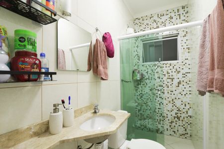 Casa à venda com 240m², 3 quartos e 4 vagasBanheiro Social