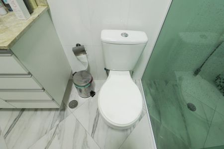 Casa à venda com 240m², 3 quartos e 4 vagasBanheiro da Suíte