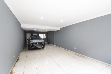 Casa à venda com 240m², 3 quartos e 4 vagasGaragem