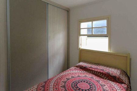 Casa de condomínio à venda com 66m², 2 quartos e 1 vagaQuarto 02