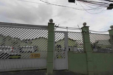 Casa de condomínio à venda com 66m², 2 quartos e 1 vagaFachada