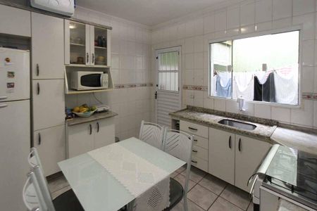 Casa de condomínio à venda com 66m², 2 quartos e 1 vagaCozinha