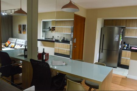 Apartamento à venda com 69m², 2 quartos e 1 vaga Apartamento à venda com 69m², 2 quartos e 1 vagaSala