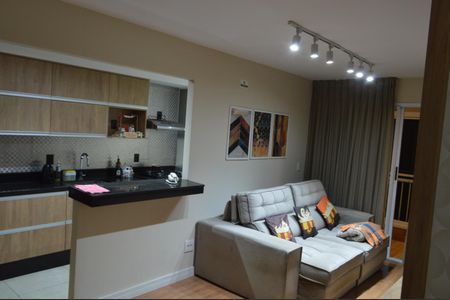 Apartamento à venda com 69m², 2 quartos e 1 vaga Apartamento à venda com 69m², 2 quartos e 1 vagaSala