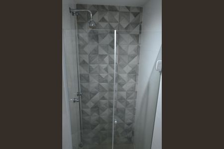 Apartamento à venda com 69m², 2 quartos e 1 vaga Apartamento à venda com 69m², 2 quartos e 1 vagaBanheiro da Suíte