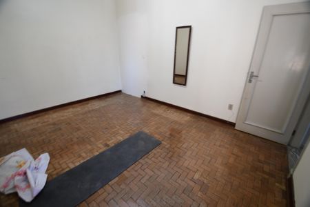 Casa à venda com 260m², 4 quartos e 4 vagasQuarto 4 Fundos