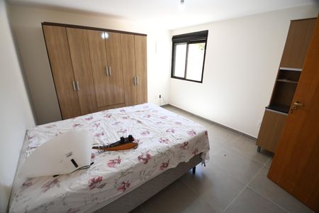 Casa à venda com 260m², 4 quartos e 4 vagas Quarto 3/Porão 