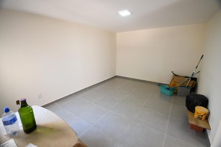 Casa à venda com 260m², 4 quartos e 4 vagasSala/Porão