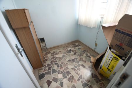 Casa à venda com 260m², 4 quartos e 4 vagasEscritório