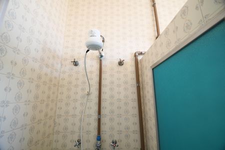 Casa à venda com 260m², 4 quartos e 4 vagasBanheiro Fundos