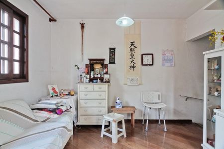 Casa à venda com 204m², 2 quartos e 2 vagasSala