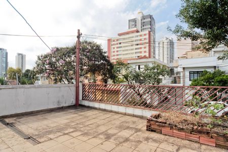Casa à venda com 204m², 2 quartos e 2 vagasQuintal
