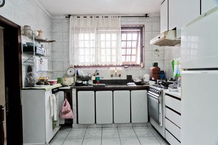 Casa à venda com 204m², 2 quartos e 2 vagasCozinha