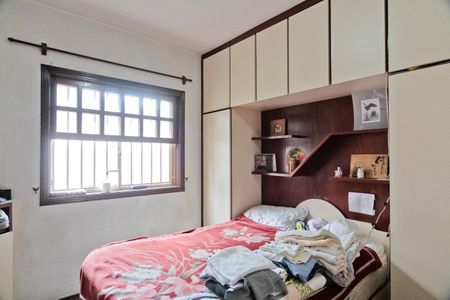 Casa à venda com 204m², 2 quartos e 2 vagasQuarto