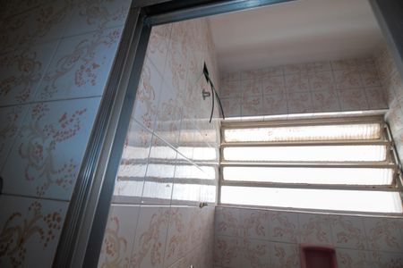 Casa à venda com 140m², 3 quartos e 2 vagas Casa à venda com 140m², 3 quartos e 2 vagasBanheiro da Suíte