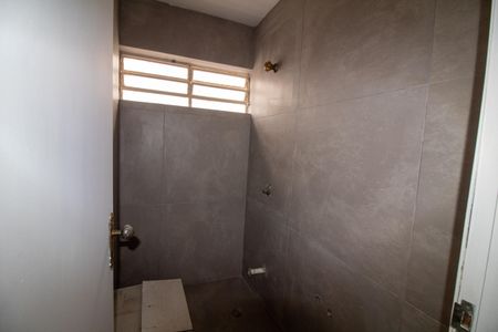 Casa à venda com 140m², 3 quartos e 2 vagas Casa à venda com 140m², 3 quartos e 2 vagasLavabo