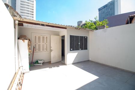 Casa à venda com 140m², 3 quartos e 2 vagas Casa à venda com 140m², 3 quartos e 2 vagasQuintal