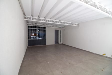 Casa à venda com 140m², 3 quartos e 2 vagas Casa à venda com 140m², 3 quartos e 2 vagasGaragem