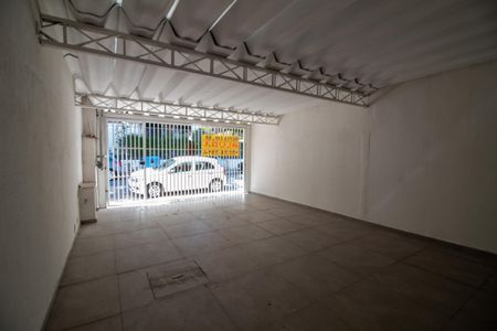 Casa à venda com 140m², 3 quartos e 2 vagas Casa à venda com 140m², 3 quartos e 2 vagasGaragem