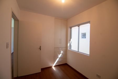 Casa à venda com 140m², 3 quartos e 2 vagas Casa à venda com 140m², 3 quartos e 2 vagasQuarto 2