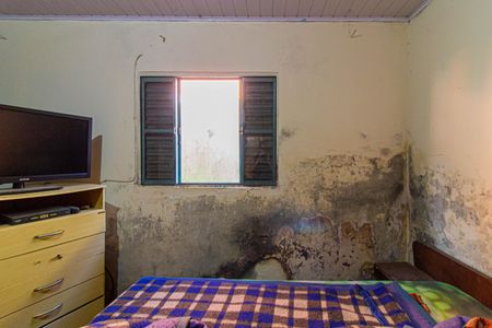 Casa à venda com 312m², 2 quartos e 2 vagasQuarto - Casa 2