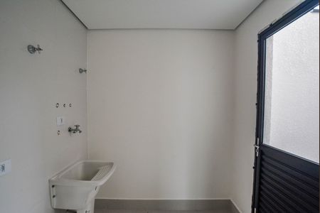 Casa à venda com 194m², 3 quartos e 4 vagasÁrea de Serviço