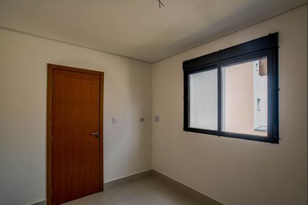 Casa à venda com 194m², 3 quartos e 4 vagasQuarto 2
