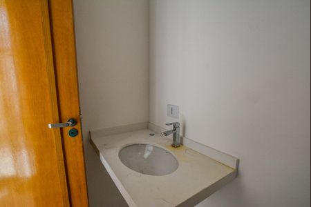 Casa à venda com 194m², 3 quartos e 4 vagasLavabo