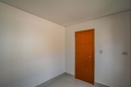 Casa à venda com 194m², 3 quartos e 4 vagasQuarto 2