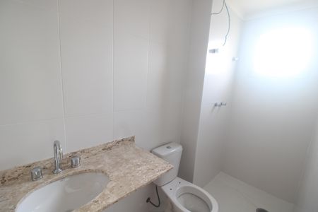 Apartamento à venda com 66m², 2 quartos e 1 vagaBanheiro da Suíte