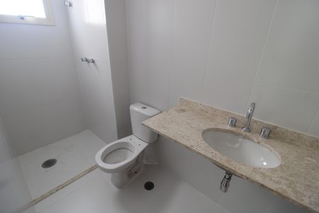 Apartamento à venda com 66m², 2 quartos e 1 vagaQuarto 1 - Banheiro