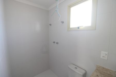 Apartamento à venda com 66m², 2 quartos e 1 vagaQuarto 2 - Banheiro